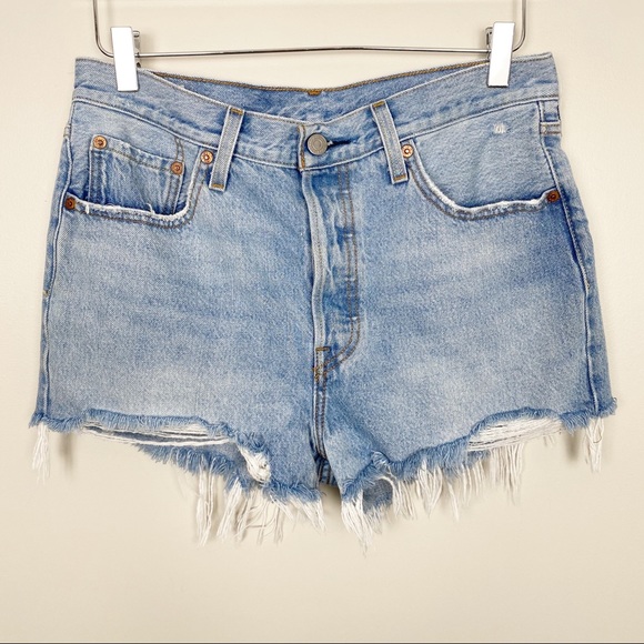 levi's 501 high rise shorts with raw edge